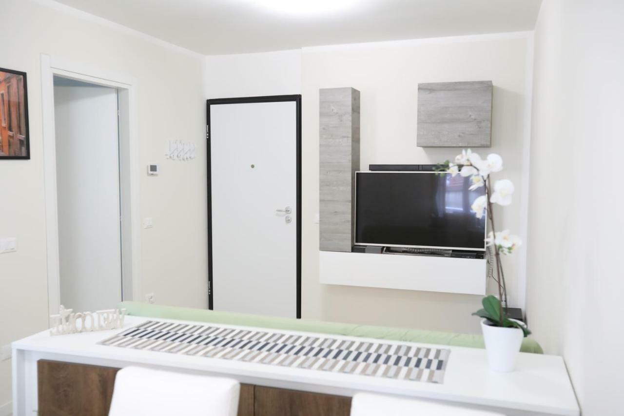 Casa Magenta Apartment 3 Valeggio sul Mincio Buitenkant foto