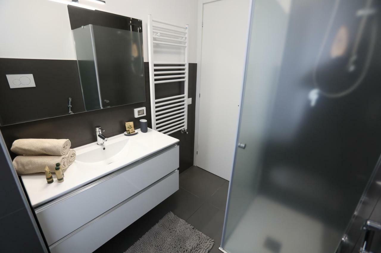 Casa Magenta Apartment 3 Valeggio sul Mincio Buitenkant foto